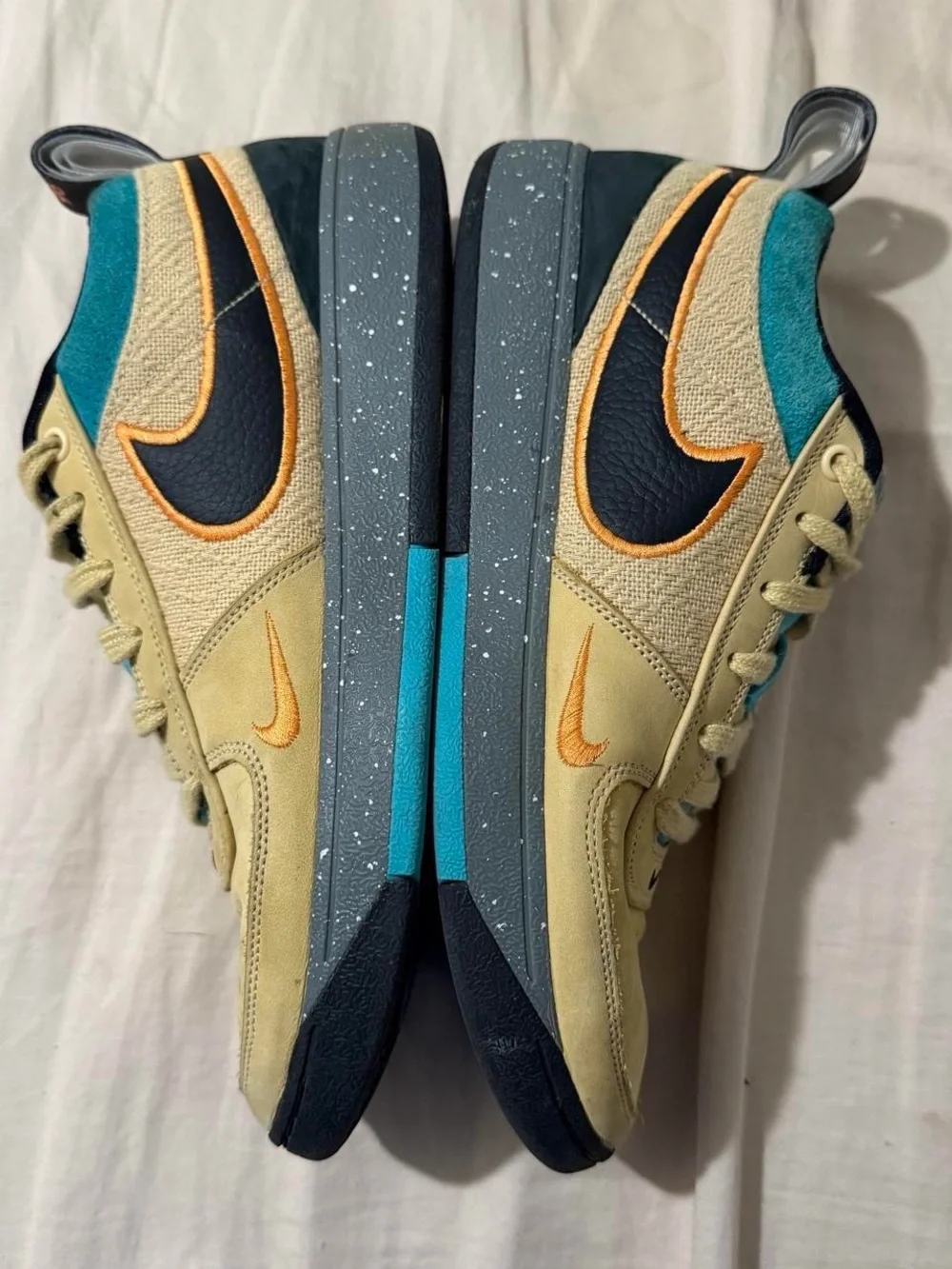 Men’s Nike Book 1 Mowabb Basketball Shoes Size 8.5 No Box